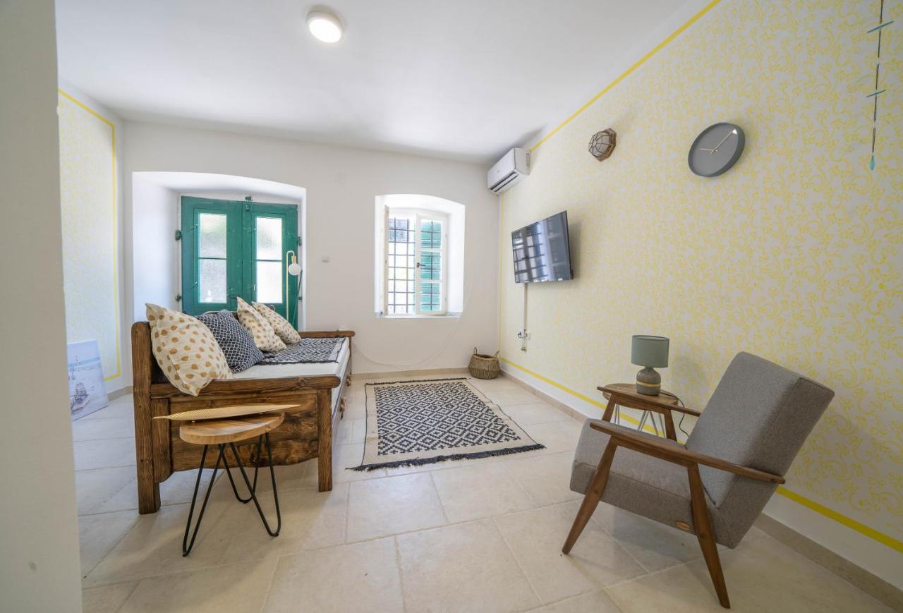 Apartments Oliva ริซาน ภายนอก รูปภาพ