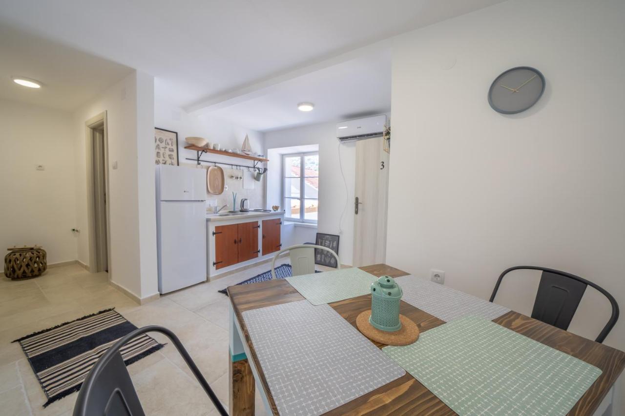 Apartments Oliva ริซาน ภายนอก รูปภาพ