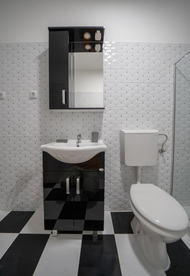 Apartments Oliva ริซาน ภายนอก รูปภาพ